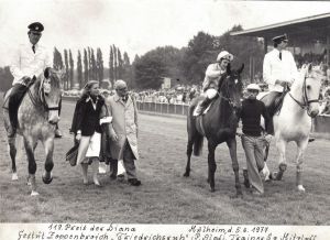 1977 Friedrichsruh nach dem Preis der Diana  (Foto Menzendorf)